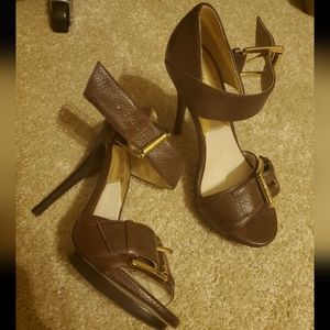 Brown leather Michael Kors heels